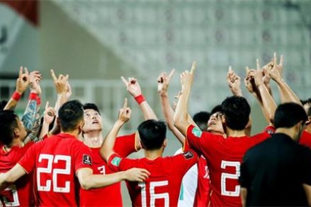足球比赛中国vs沙特比分是1:1，附网友精彩评论